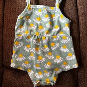 Little One Shop Green Daisy Print Baby One-Piece Romper